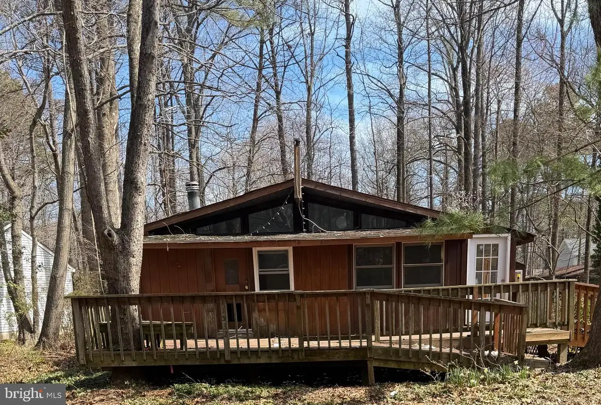 11532 Wolf Howl Ln, Lusby, MD 20657 - #1