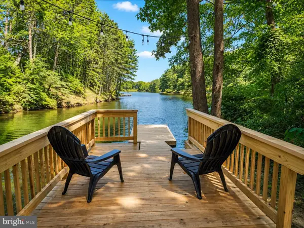 431 Seagull Ln, LUSBY, MD 20657
