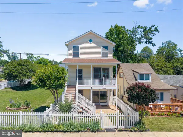 4032 5th St, NORTH BEACH, MD 20714