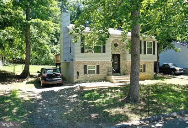1084 Rimrock Rd, LUSBY, MD 20657