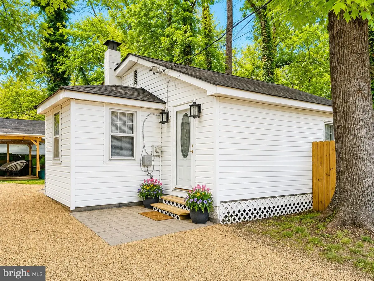 6122 6th St, Chesapeake Beach, MD 20732 - #1