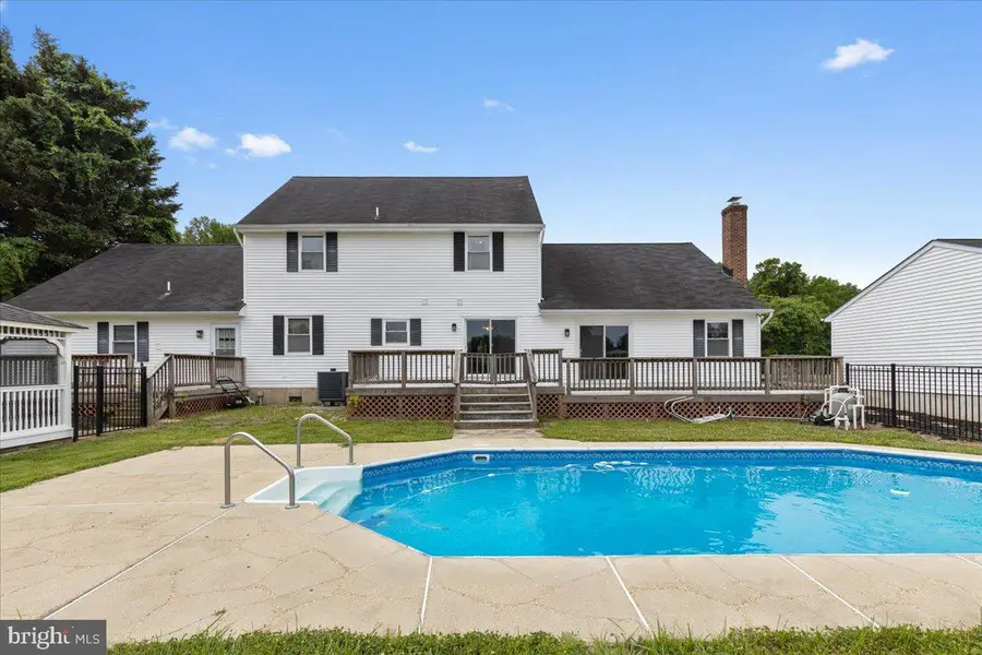 8407 Wesley Stinnett Blvd, Chesapeake Beach, MD 20732 - #3