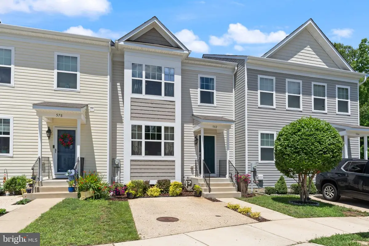 582 English Oak Ln, Prince Frederick, MD 20678 - #1