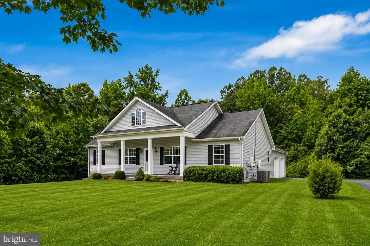 3020 Franklin Dr, Huntingtown, MD 20639 - #1