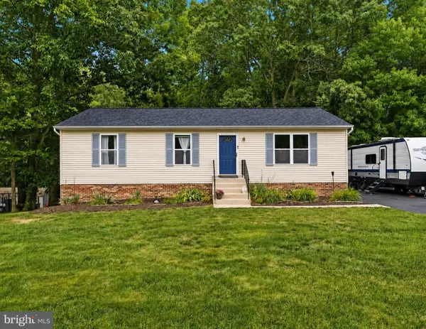 7860 Pine Blvd, LUSBY, MD 20657