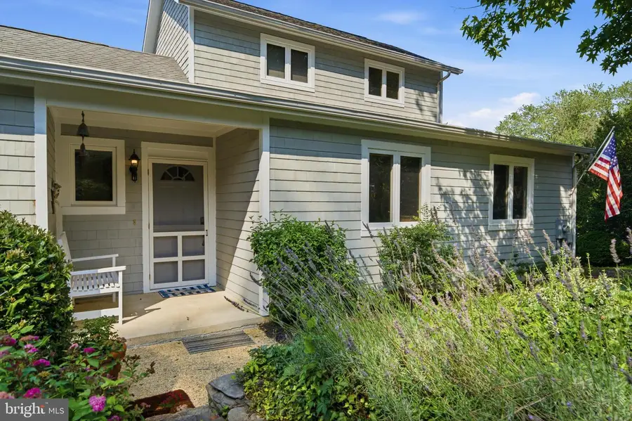 5424 Beach Dr, Saint Leonard, MD 20685 - #3