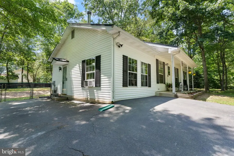 495 Short Ct, Lusby, MD 20657 - #3