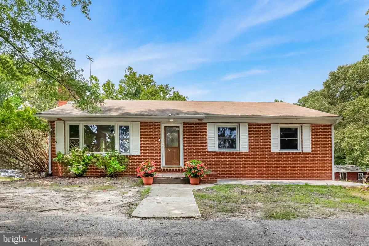 2630 Plum Point Rd, Huntingtown, MD 20639 - #1