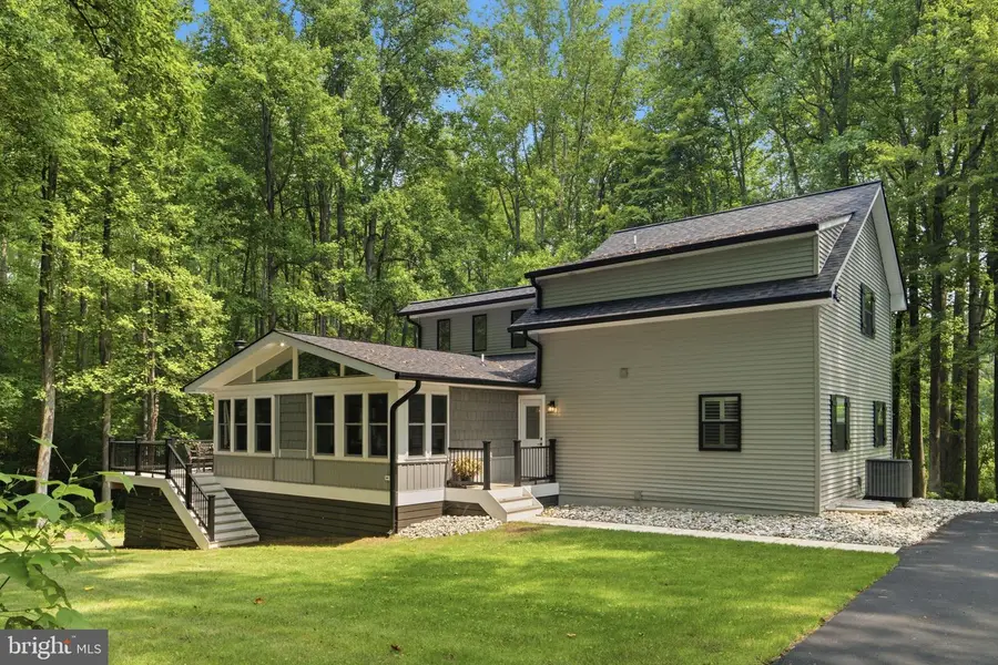 2450 Symphony Ln, Huntingtown, MD 20639 - #2