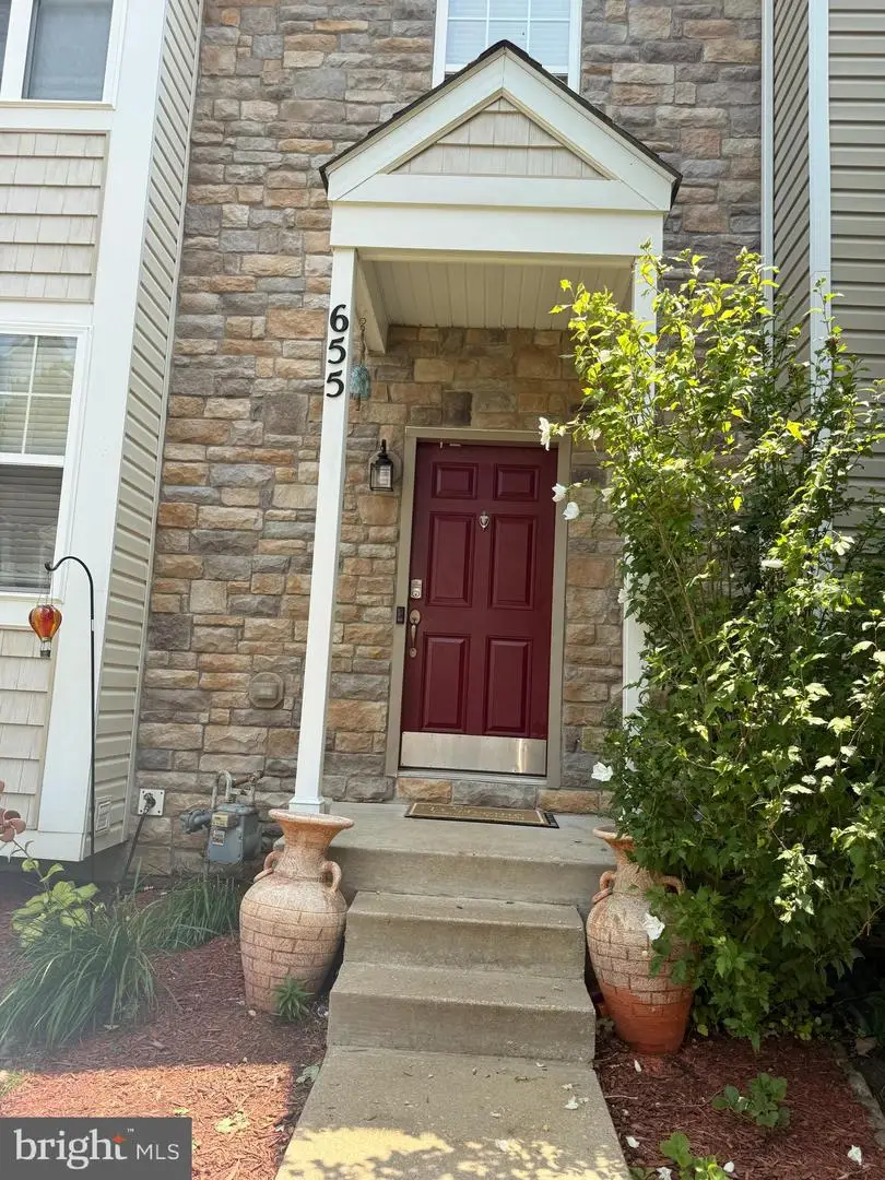 655 Burr Oak Ct, Prince Frederick, MD 20678 - #2