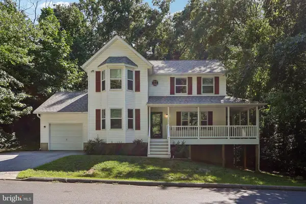 329 Red Cloud Rd, LUSBY, MD 20657