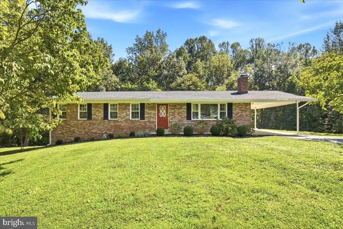 340 Sun Park Ln, Huntingtown, MD 20639 - #1