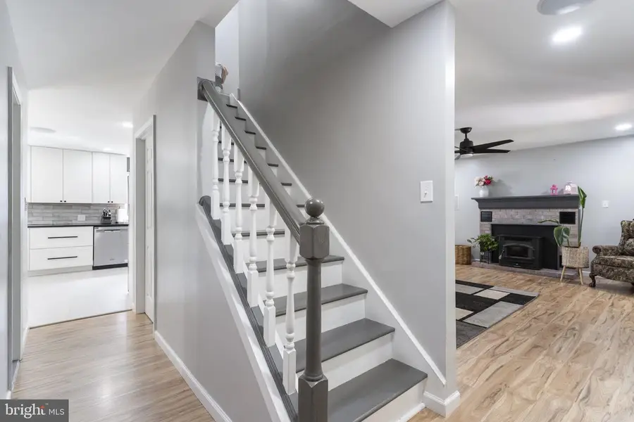 1220 Hollyberry Ct, Huntingtown, MD 20639 - #3