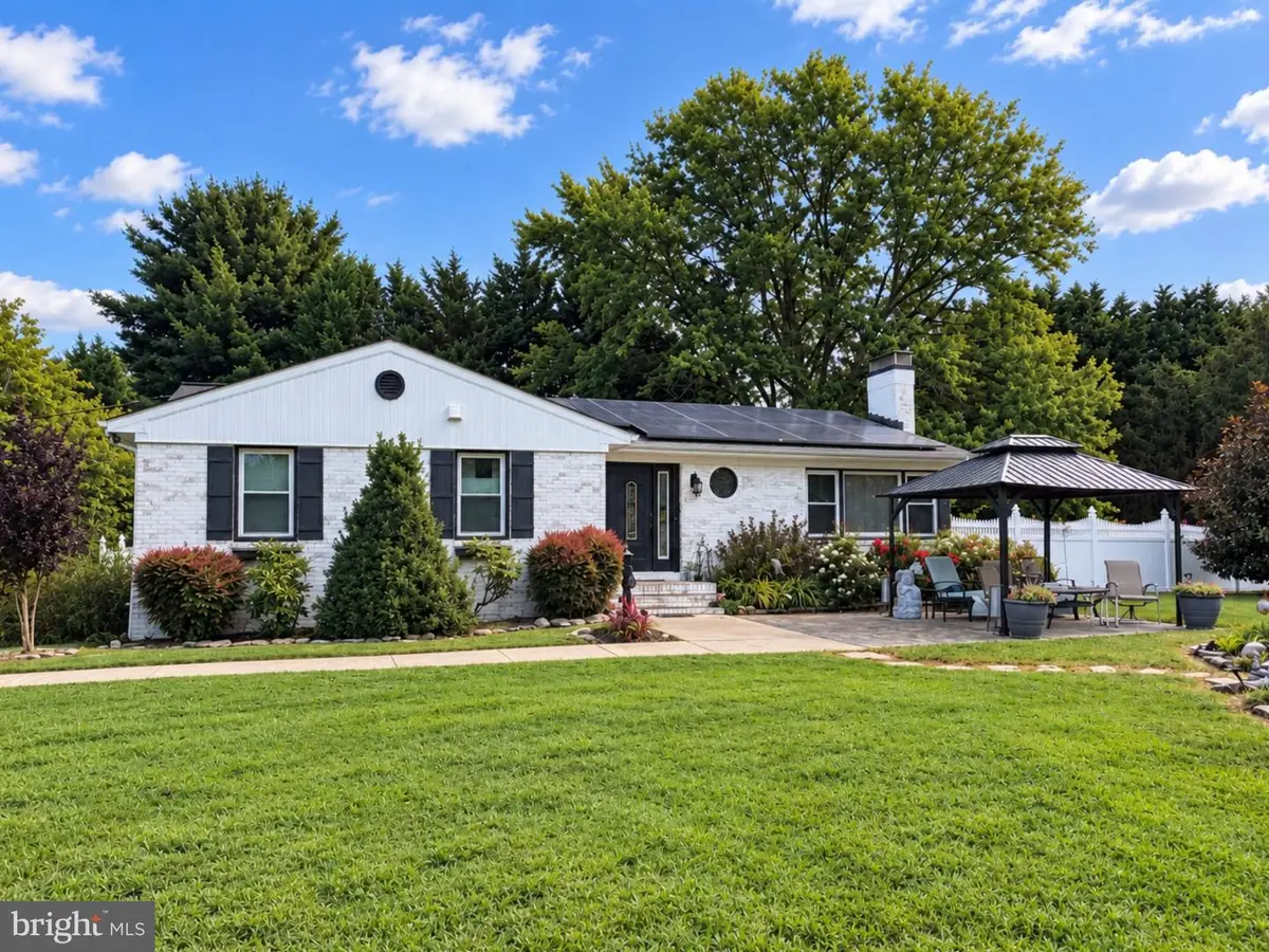 11140 Little Cove Point Rd, Lusby, MD 20657 - #1