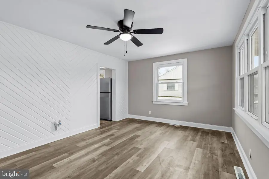 213 Locust Ln, Elkton, MD 21921 - #3