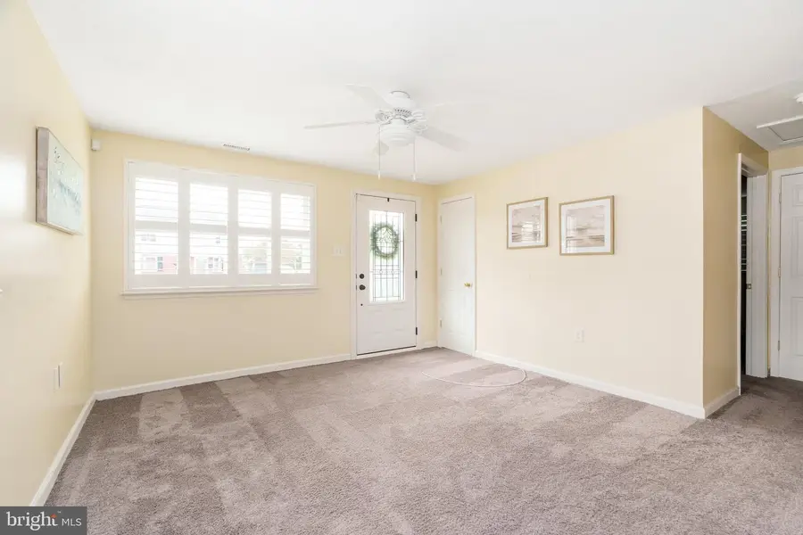 102 Miller St, Elkton, MD 21921 - #2