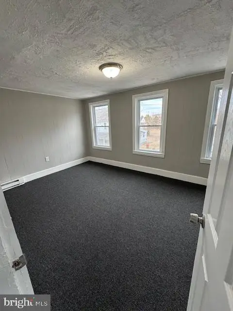 110 Milburn St, Elkton, MD 21921 - #3