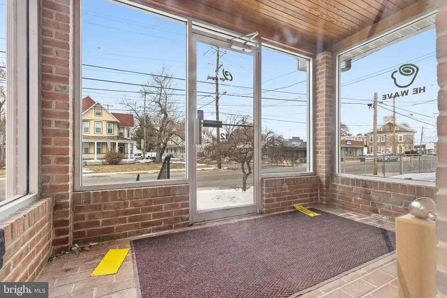 212 W Main St, Elkton, MD 21921 - #2