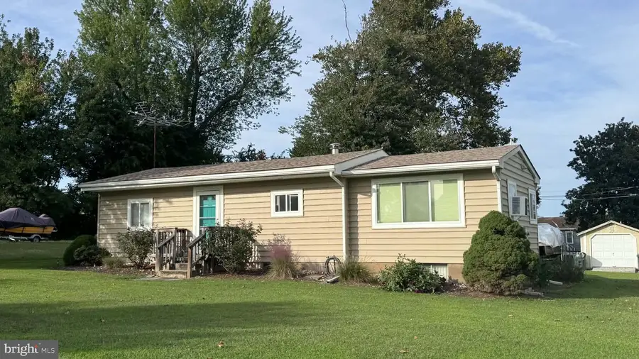 17 Midway Dr, Earleville, MD 21919 - #2