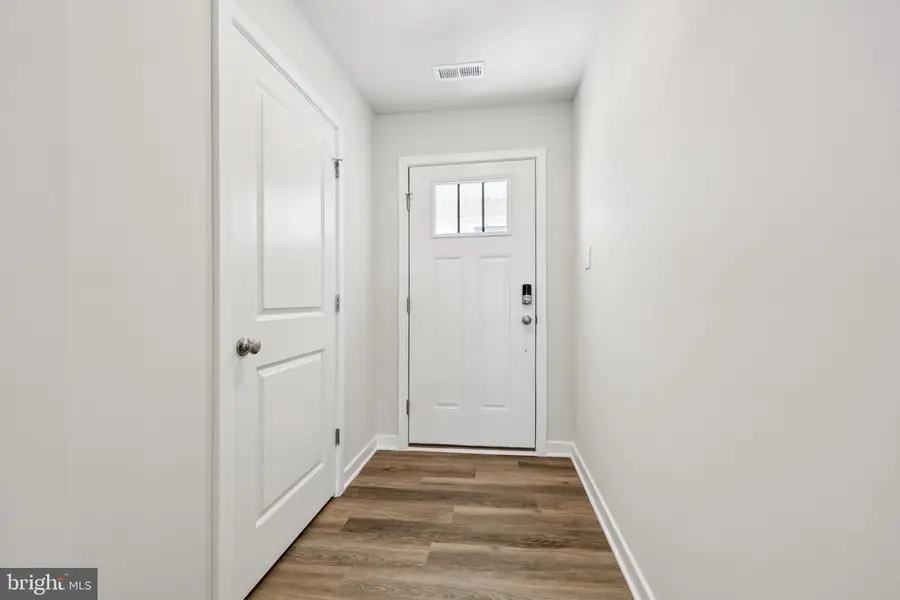 481 Woodgrain Ave, La Plata, MD 20646 - Image #3