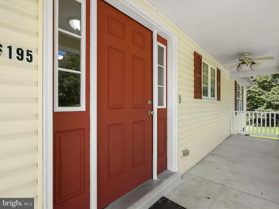 16195 Wilkerson Pl, Brandywine, MD 20613 - Image #2