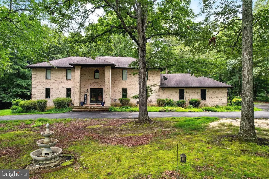 7490 Serenity Dr, Hughesville, MD 20637 - Image #2