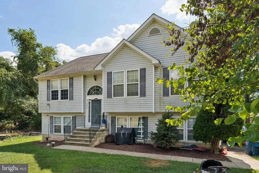 9413 Fendall Ln, Newburg, MD 20664 - Image #2