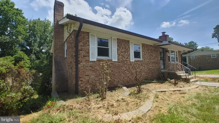 7010 Evergreen Dr, Waldorf, MD 20601 - Image #3