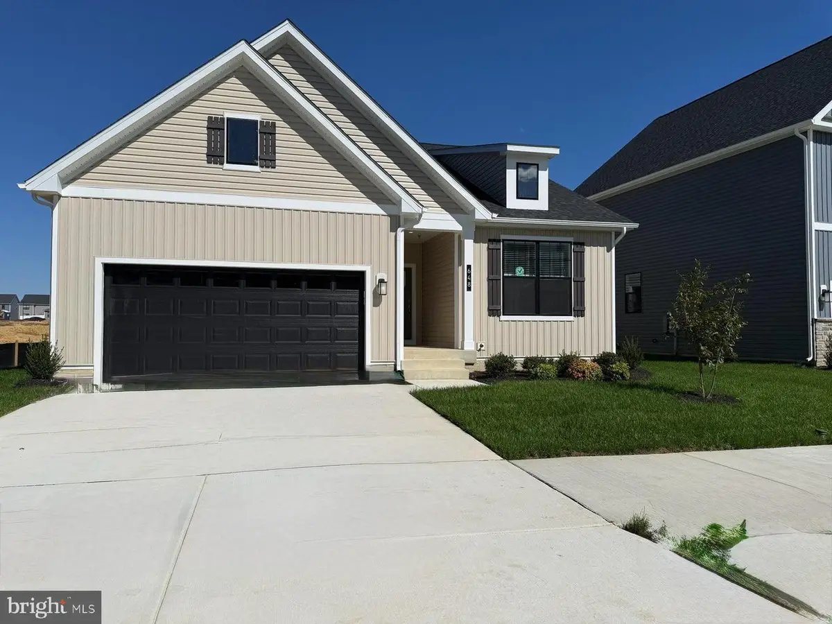 648 Hoot Owl Ln, La Plata, MD 20646 - Image #1