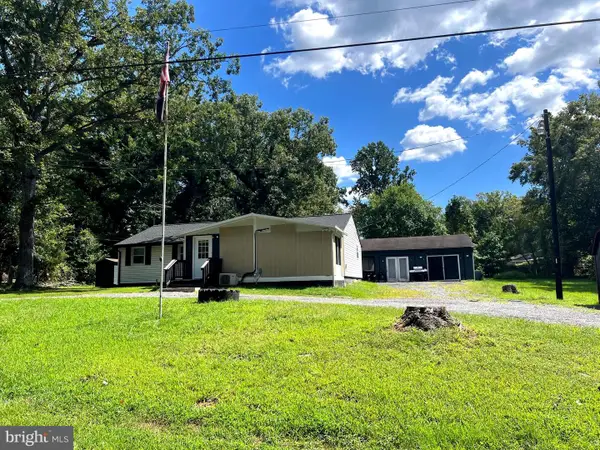 6880 Vernick Ln, LA PLATA, MD 20646