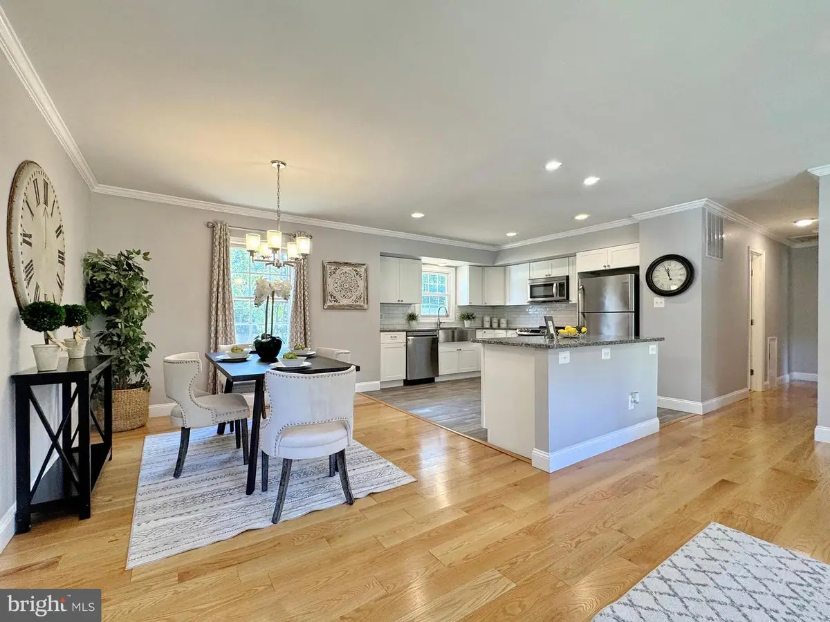 7426 Robin Rd, La Plata, MD 20646 - Image #1