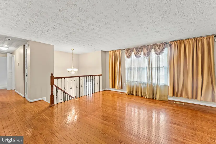 2121 Briarwood Dr, Waldorf, MD 20601 - Image #3