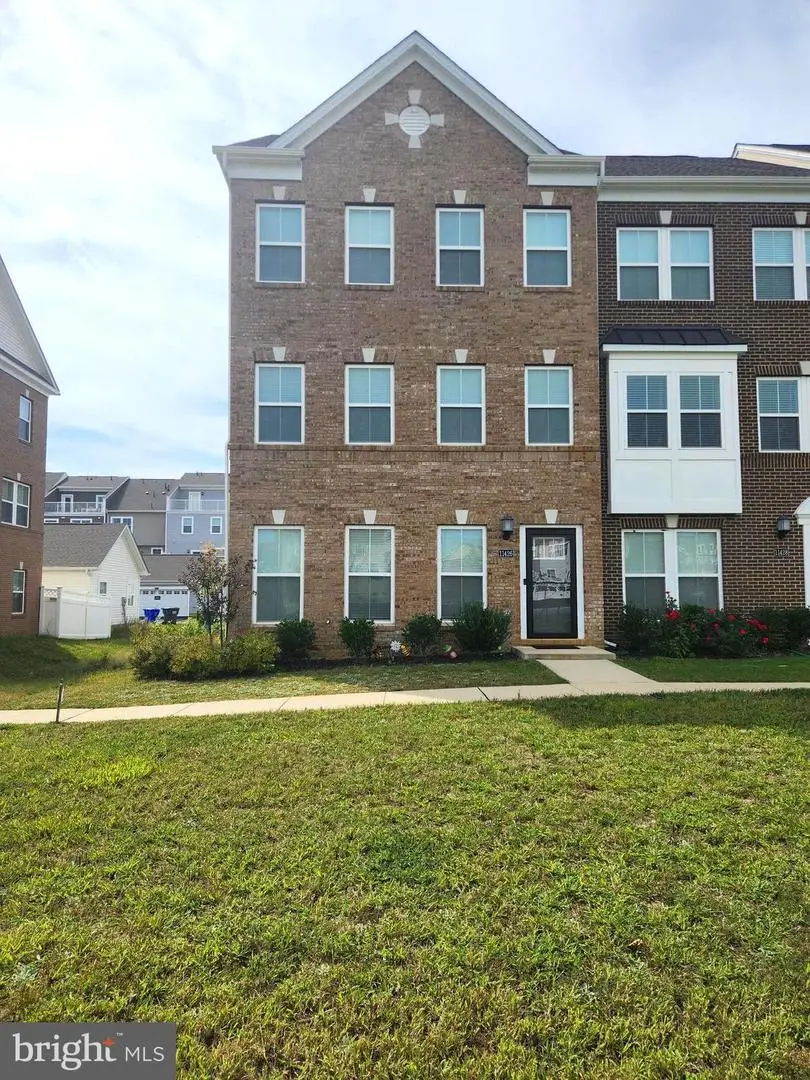 11426 Saint Luke Dr, White Plains, MD 20695 - Image #2