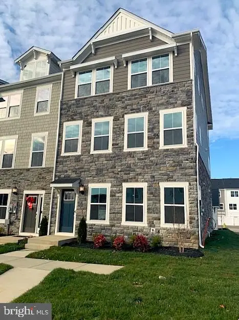 10683 Millport St, WHITE PLAINS, MD 20695