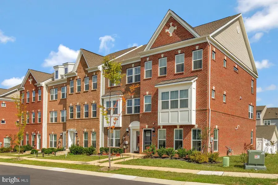 11525 Charlotte Bronte Ln, White Plains, MD 20695 - Image #3