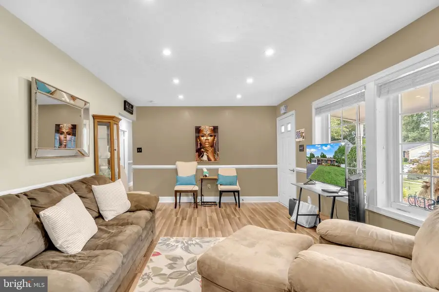 302 Barksdale Ave, Waldorf, MD 20602 - Image #3