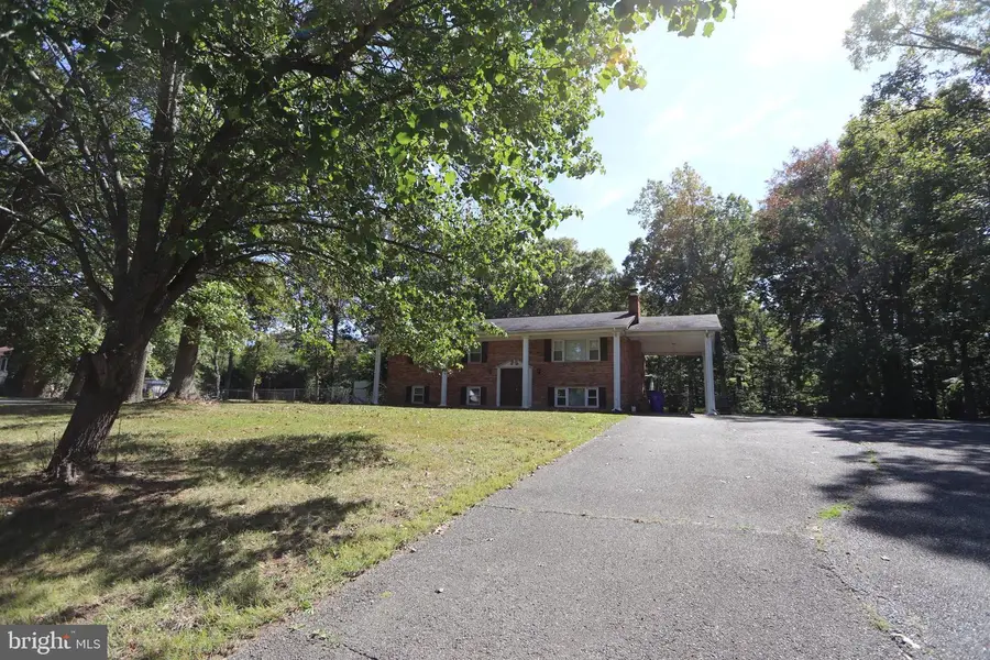 9343 Clifford Dr, White Plains, MD 20695 - Image #2