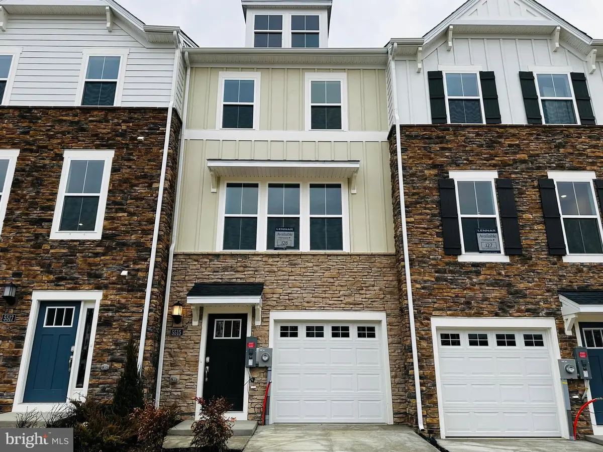 5515 Aberdeen Pl, White Plains, MD 20695 - #1