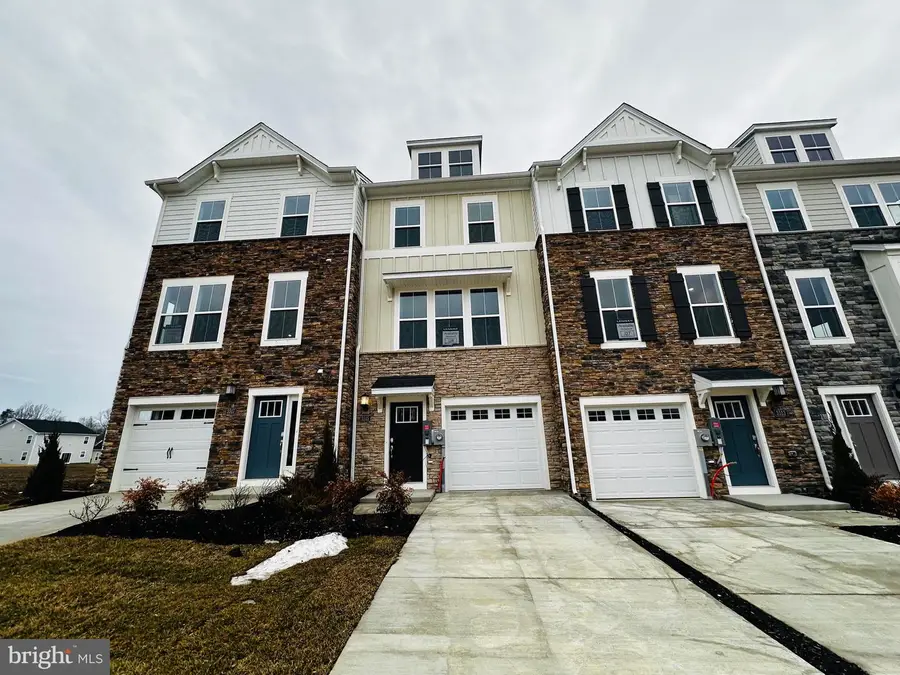 5515 Aberdeen Pl, White Plains, MD 20695 - #2