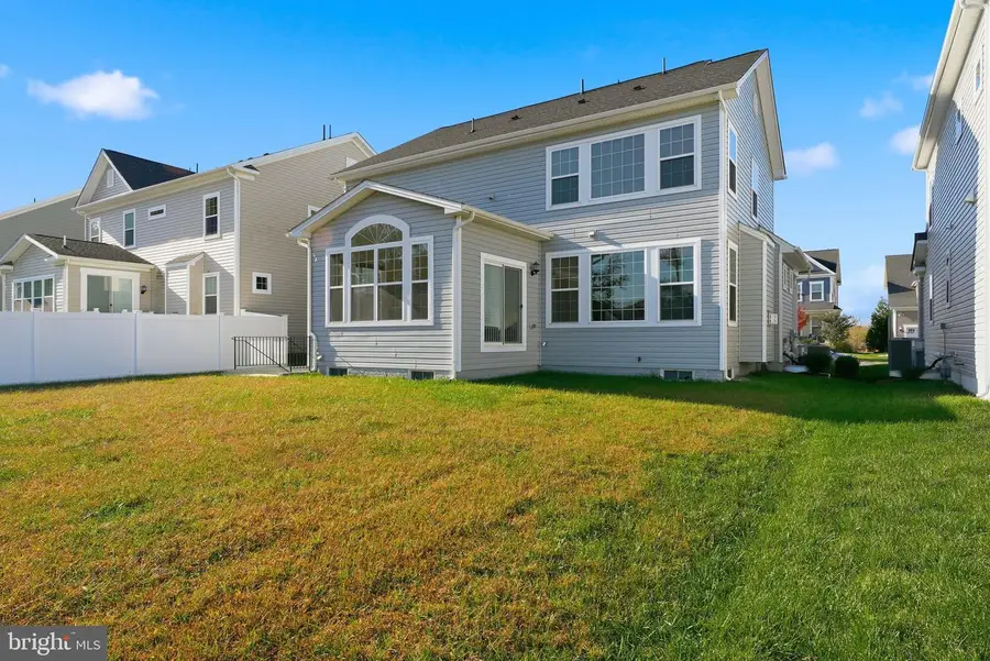 4564 Shakespeare Cir, White Plains, MD 20695 - Image #2