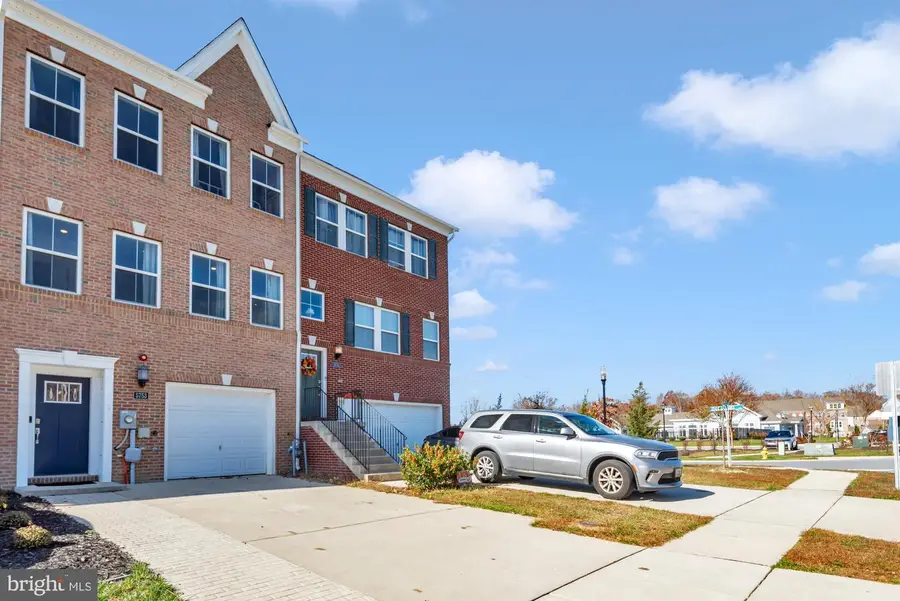 5753 Frederick Douglas Pl, White Plains, MD 20695 - Image #3