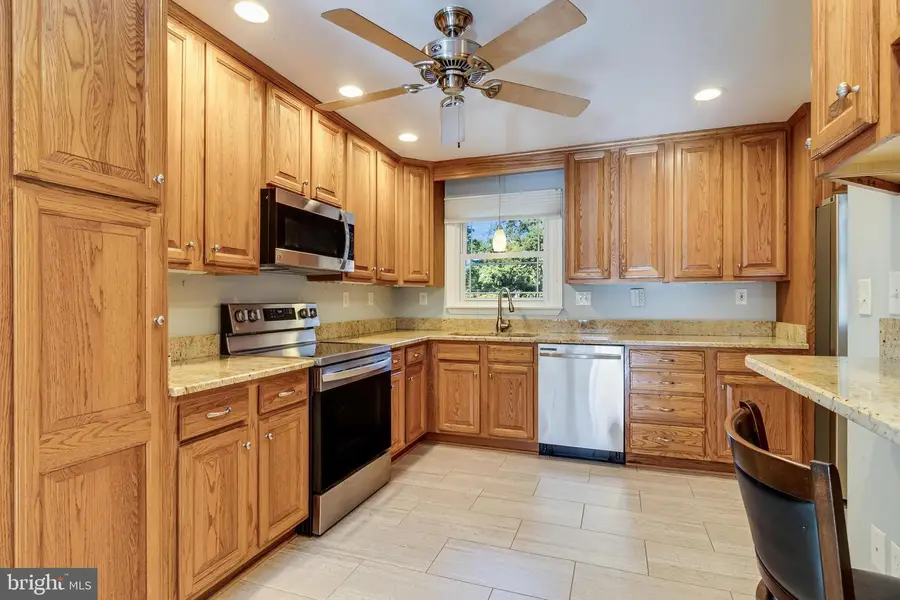 7295 Saint Marys Ave, La Plata, MD 20646 - Image #3