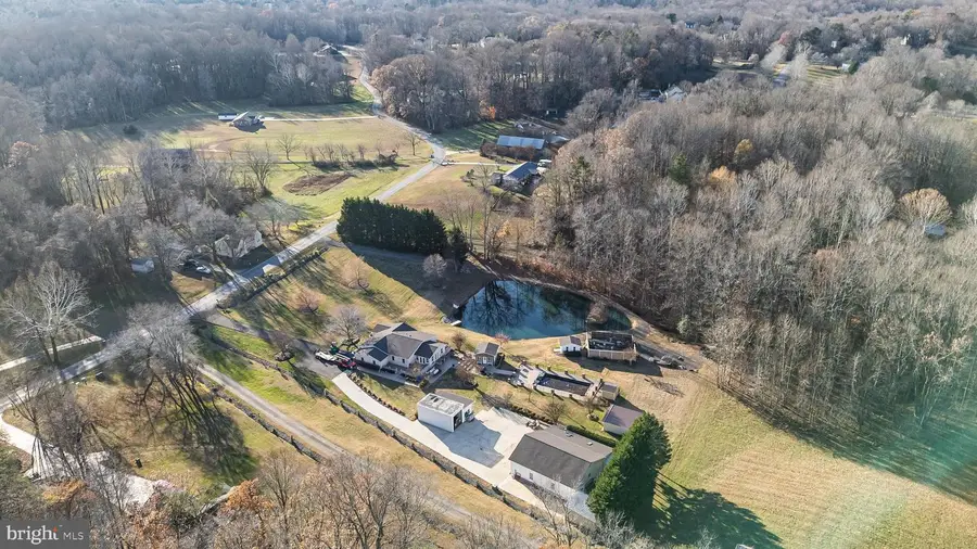 16970 Teagues Point Rd, Hughesville, MD 20637 - Image #2