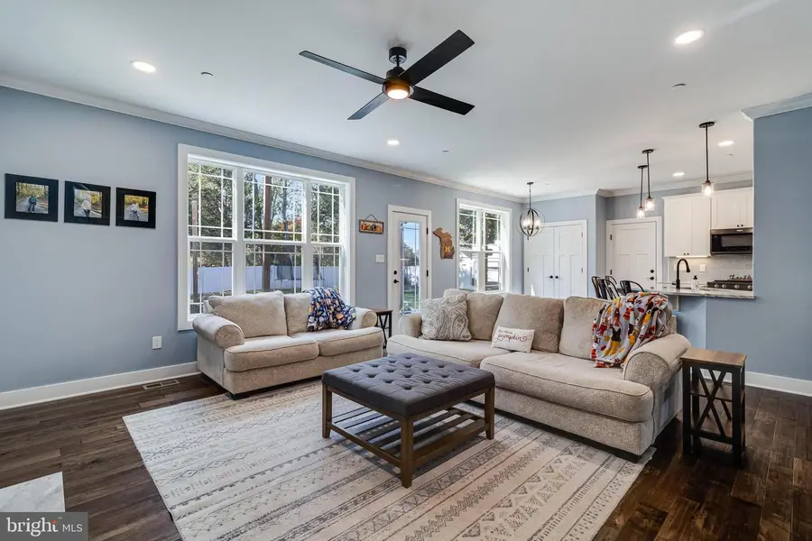 12127 Riverview Dr, Newburg, MD 20664 - #3