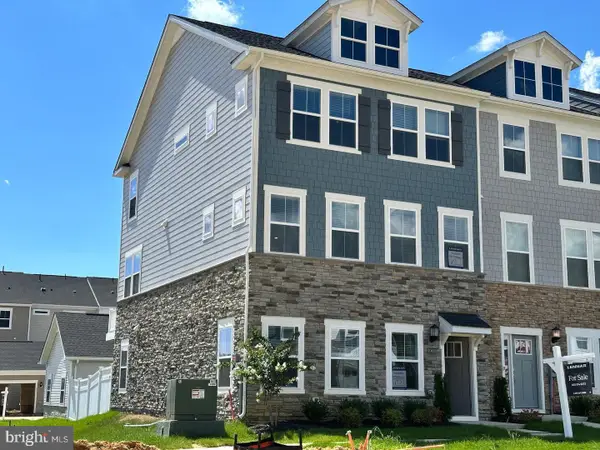 10771 Millport St, WHITE PLAINS, MD 20695