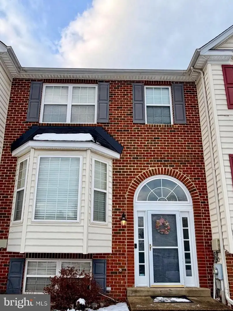10966 W Point Pl, White Plains, MD 20695 - #3