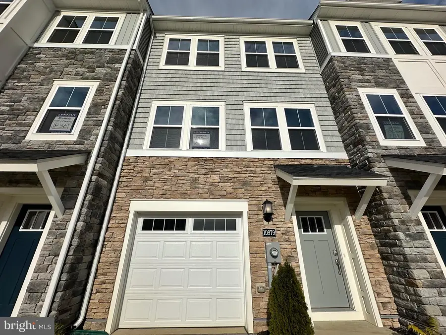 10969 Barnard Pl, White Plains, MD 20695 - Image #2