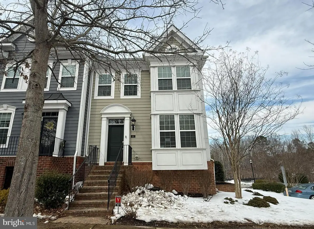 217 Buckeye Cir, La Plata, MD 20646 - #1