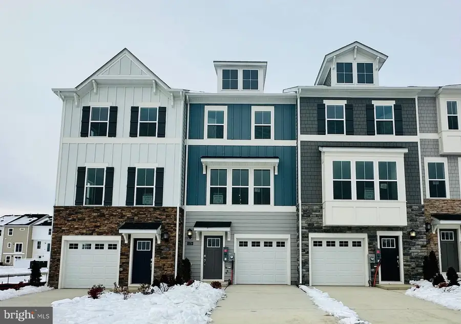 5580 Ludlow Pl, White Plains, MD 20695 - #2