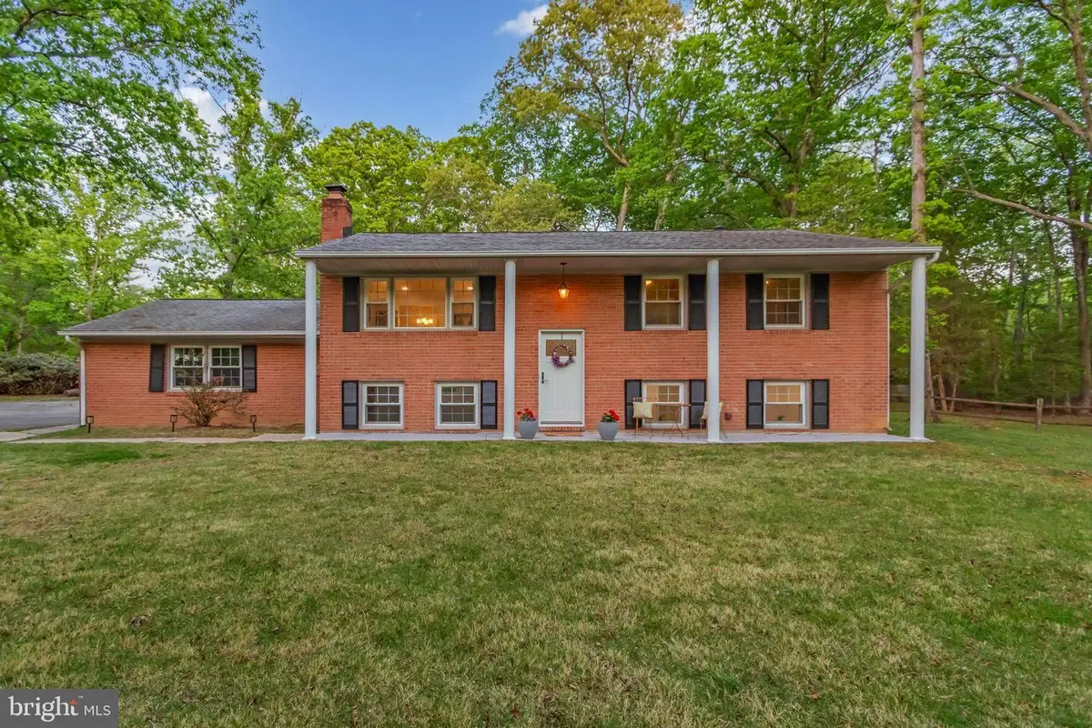 9301 Brookwood Pl, White Plains, MD 20695 - #1